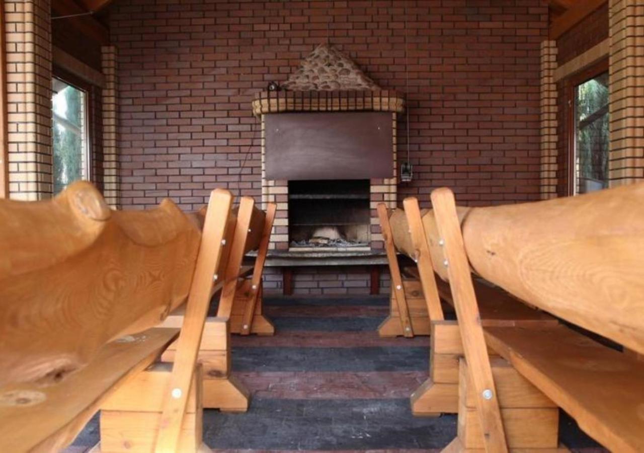 Pensjonat Emocja Leczna ภายนอก รูปภาพ